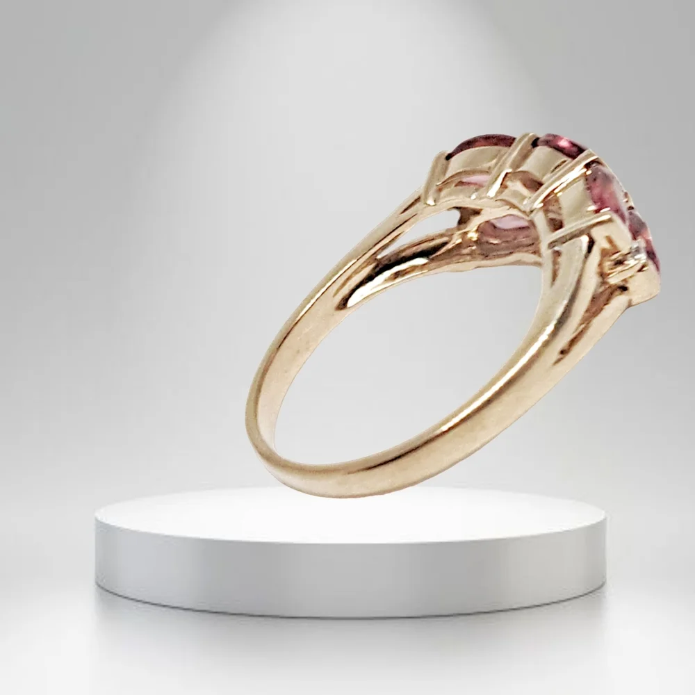 9K Yellow Gold Ring with Double Row Amethysts and 4 Diamonds - Picture 5 of 8